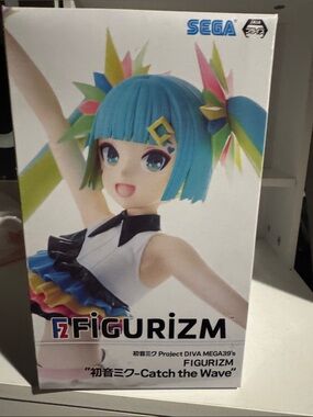 SEGA Hatsune Miku "Catch the Wave" Figure
